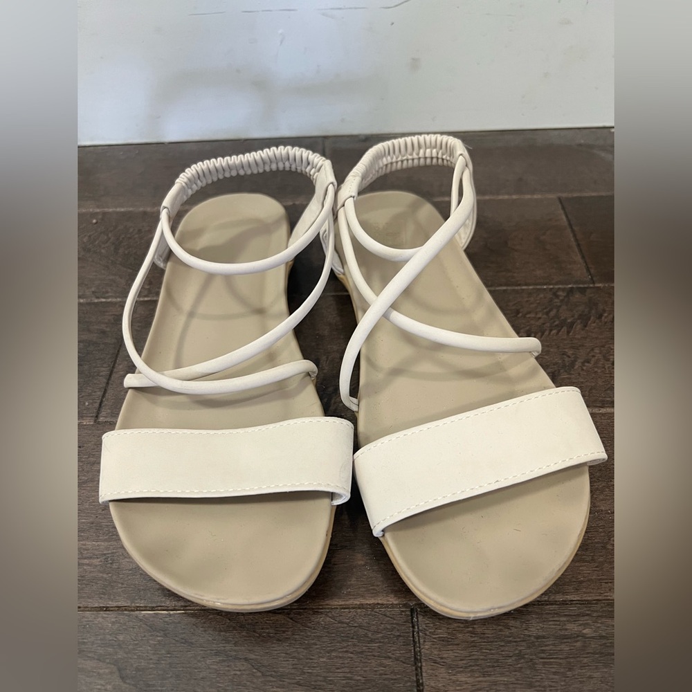 Elegant Cream Women's Sandals